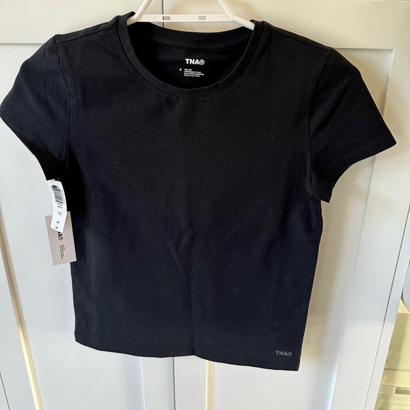 Bundle- 2 pairs of Levi jeans and TNA Top - Picture 5 of 9